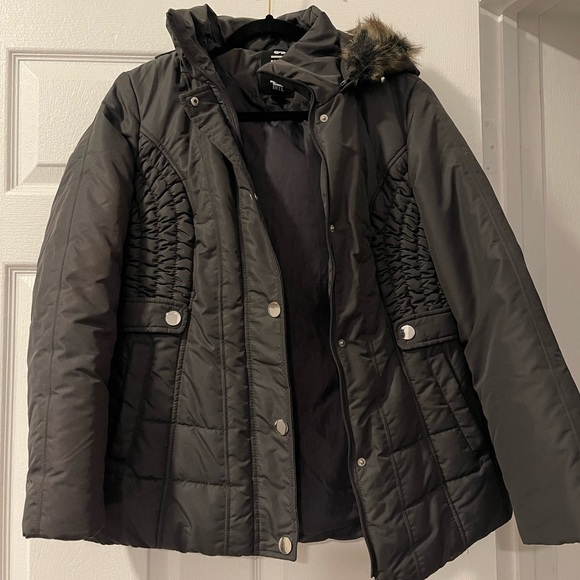 INTL d.e.t.a.i.l.s Fur Trimmed Hood Puffer Jacket - Picture 1 of 4